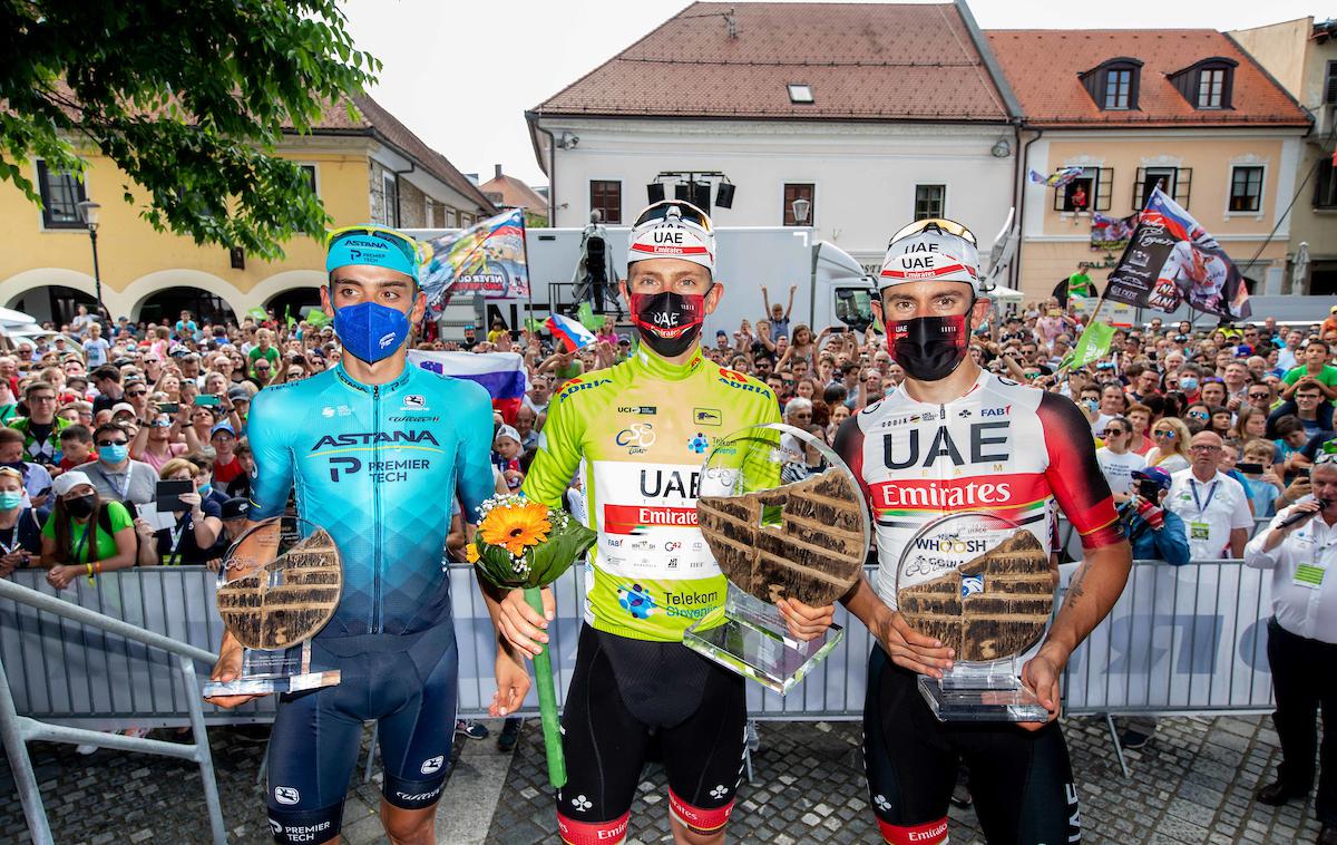 Tadej Pogačar | Najboljši trije na dirki Po Sloveniji. Zmagovalec Tadej Pogačar v sredini, drugi je bil njegov moštveni kolega pri UAE Emirates Diego Ulissi, tretji Italijan Mateo Sobrero iz Astane. | Foto Vid Ponikvar