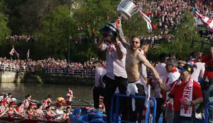 Nori prizori iz Baskije, Bilbao počastil svoje junake #video