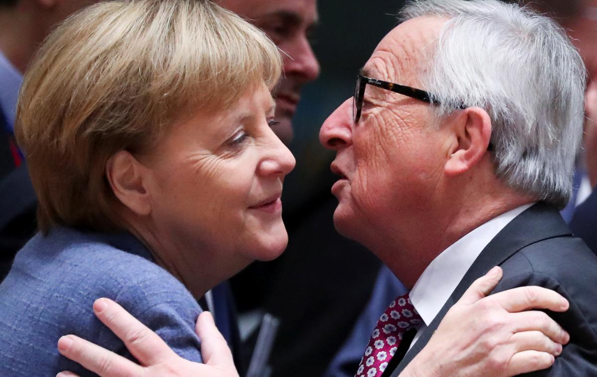 Angela Merkel in Jean-Claude Juncker | Nemška kanclerka Angela Merkel in predsednik Evropske komisije Jean-Claude Juncker. | Foto Reuters