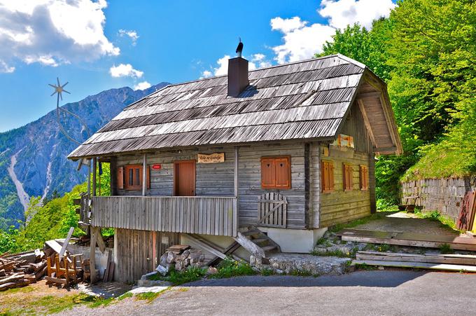 Prenočil bo tudi na Ljubelju. | Foto: 