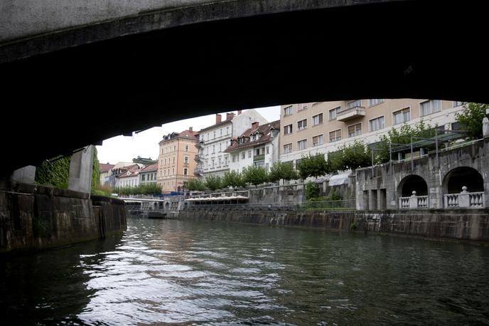 Ljubljanica | Padec v Ljubljanico je bil za občana usoden. | Foto Ana Kovač