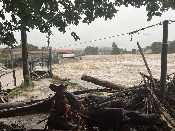 Tacenska proga je ob velikih poplavah leta 2023 utrpela veliko škode. | Foto: Kajakaška zveza Slovenije