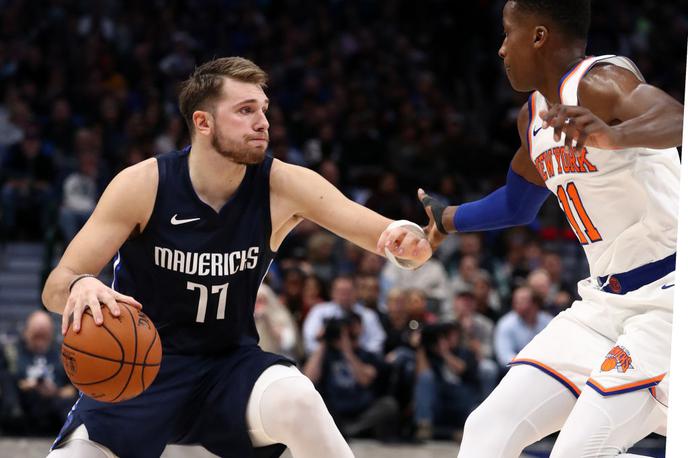 Luka Dončić | Luka Dončić je na tekmi proti New York Knicks dosegel svoj četrti trojni dvojček v tej sezoni (38 točk, 14 skokov in 10 asistenc), a ni bilo dovolj za zmago. | Foto Getty Images