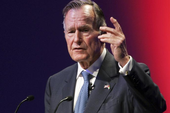 George Bush starejši | Nekdanji ameriški predsednik George Bush starejši je kar deset let na skrivaj pomagal revnemu dečku s Filipinov. | Foto Reuters