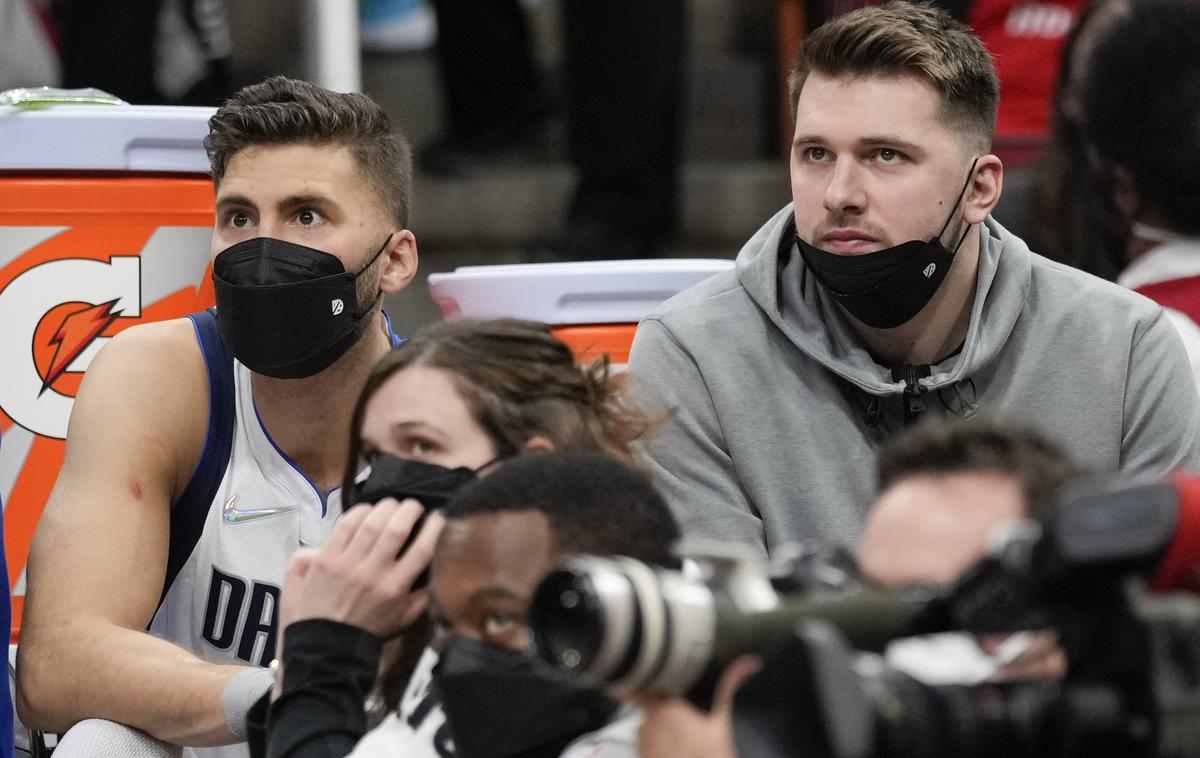 Luka Dončić, Maxi Kleber, Dallas Mavericks | Maxi Kleber si je strgal stegensko mišico. | Foto Guliverimage