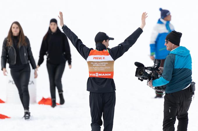 "To je bil res lep poslovilen spektakel za Petra. Zaslužil si ga je. Glede na to, kakšen šampion je in kakšen človek, je bilo res povsem zasluženo. Odlično." | Foto: www.alesfevzer.com