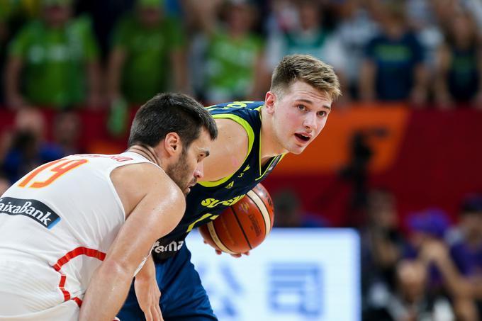 Upanje na domači EuroBasket 2021 in olimpijske igre v Tokiu 2020 z Dončićem v glavni vlogi še tli. | Foto: Vid Ponikvar