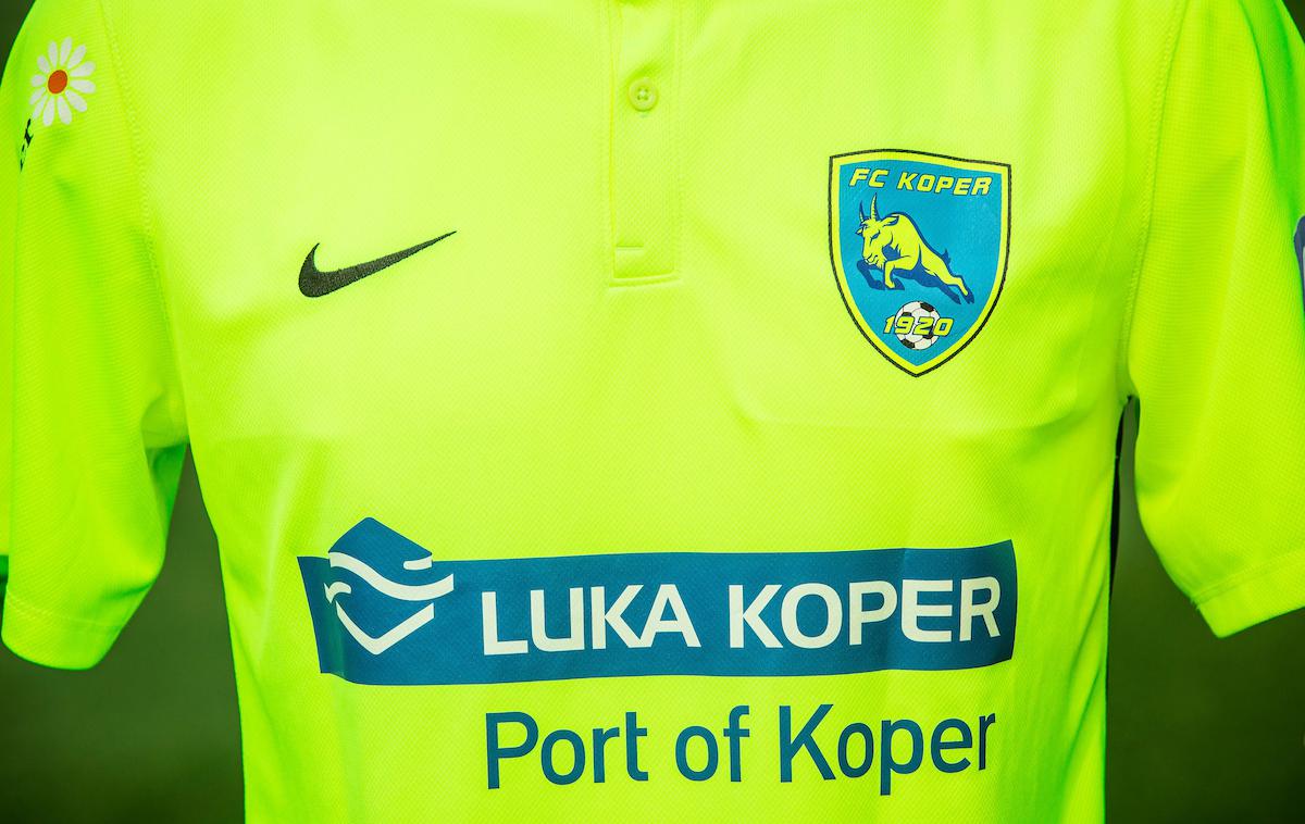 Luka Koper dres | Foto Vid Ponikvar