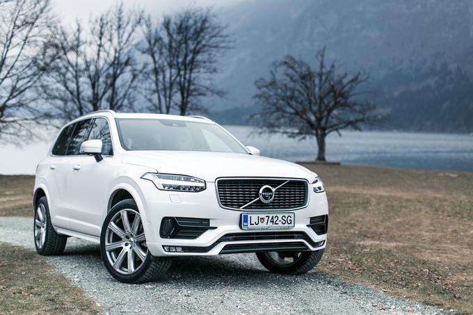 V naslednjih štirih letih bodo inženirji uresničili željo deklice, ki si želi drugačnih avtomobilov. Obljuba velja tudi za Slovenijo. Novi Volvo XC90 razume voznika, spoštuje človeka in čuti cesto, ne samo švedsko, ampak tudi slovensko. Očetu nove generacije Volva bodo tudi v Sloveniji sledili ostali modeli- Ti bodo ustvarjeni, da bodo držali obljubo in uresničili vizijo ter deklici, ljudem ponudili odgovore ter novo, varnejšo pot. | Foto: Volvo