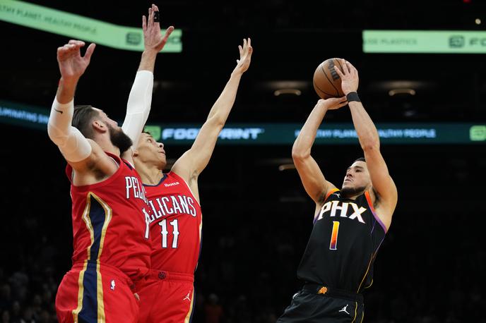 Phoenix Suns Devin Booker | Bil je neustavljiv. V nekem trenutku je dal 25 zaporednih točk Phoenixa. | Foto Guliver Image