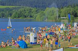 Na Velenjski plaži od ponedeljka plačljivo parkiranje