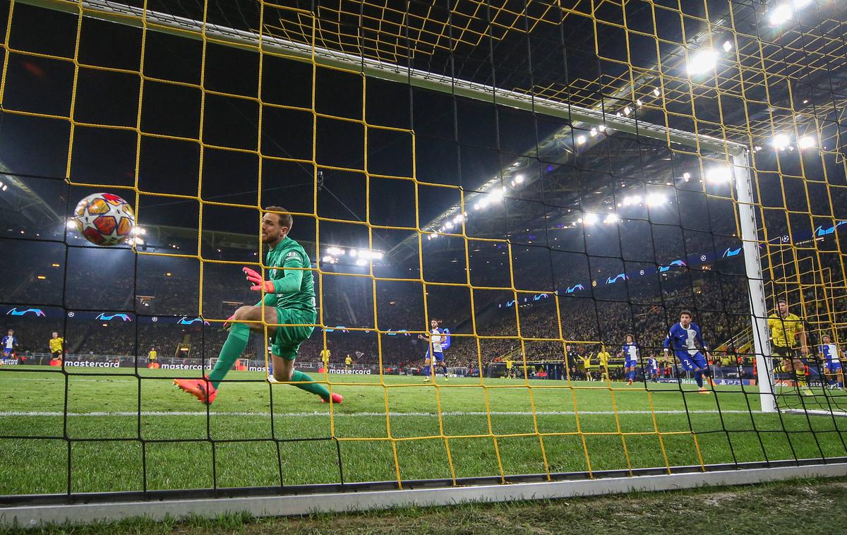 Jan Oblak | Jan Oblak je na torkovem gostovanju v Dortmundu prejel kar štiri zadetke in z Atleticom sklenil evropsko sezono. Prihodnje leto ga čaka nastop na svetovnem klubskem prvenstvu v ZDA. | Foto Guliverimage