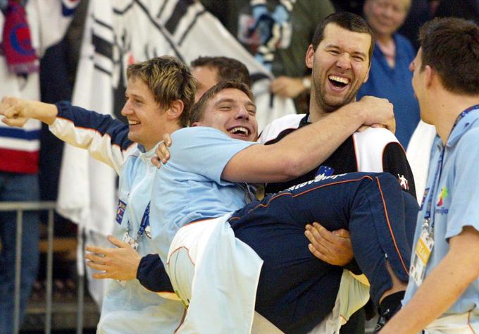 Slovenci so leta 2004 osvojili prvo in do danes zadnjo medaljo na evropskih prvenstvih. | Foto: Reuters