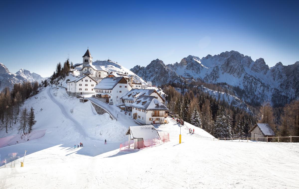 Višarje | Do konca letošnje smučarske sezone lahko na trbiških smučiščih smučate zastonj, če tam tudi prespite. | Foto Getty Images