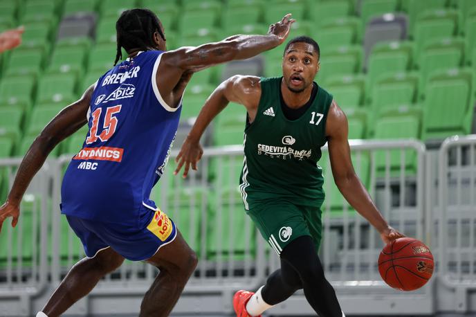 Cedevita Olimpija | Zmaji so za zaprtimi vrati Arene Stožice z 88:53 premagali nemški Mitteldeutscher. | Foto Filip Barbalić/www.alesfevzer.com