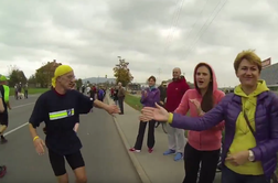 Škofjeločan maratonu dodal svojevrsten pečat, polnoletnega pa počastil s tekom vzvratno #video