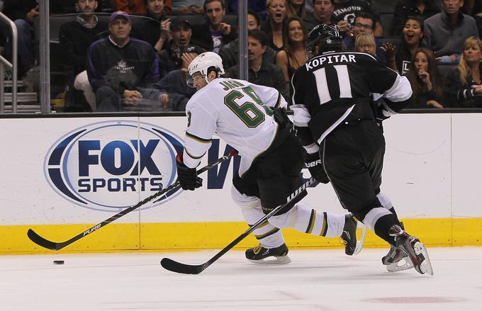 Pri moštvu LA Kings, ki mu kot kapetan poveljuje Anže Kopitar, se za Jagra niso zanimali. | Foto: Getty Images