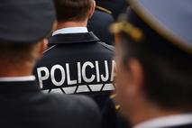 policija