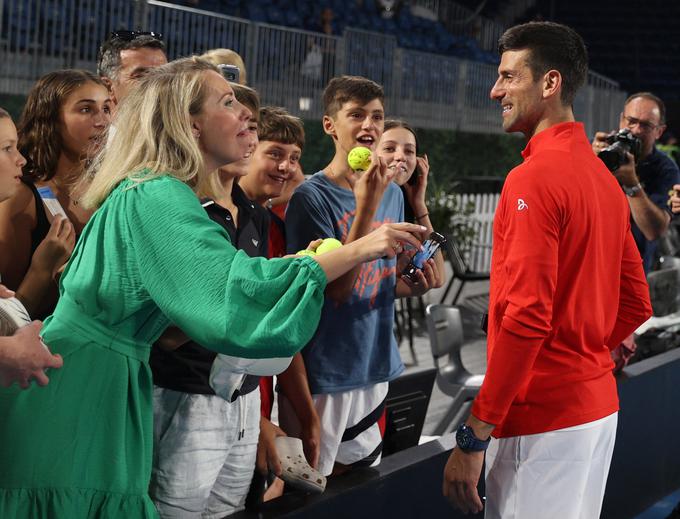 Novak Đoković z avstralskimi navijači | Foto: Reuters