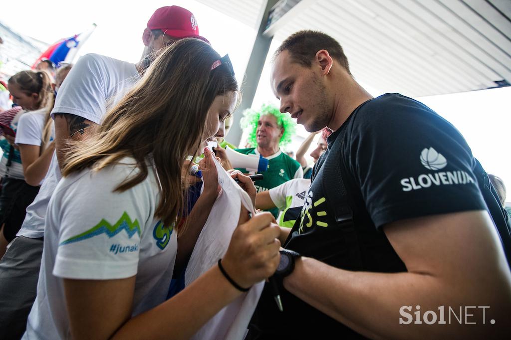 sprejem slovenska košarkarska reprezentanca