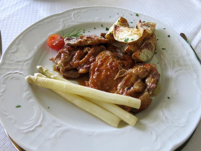 Piščanec, ki v Arboretumu nosi ime "po cajunsko" | Foto: 