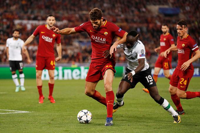 Federico Fazio je v obrambi bil hud boj z zvezdniško napadalno trojko Liverpoola. | Foto: Reuters