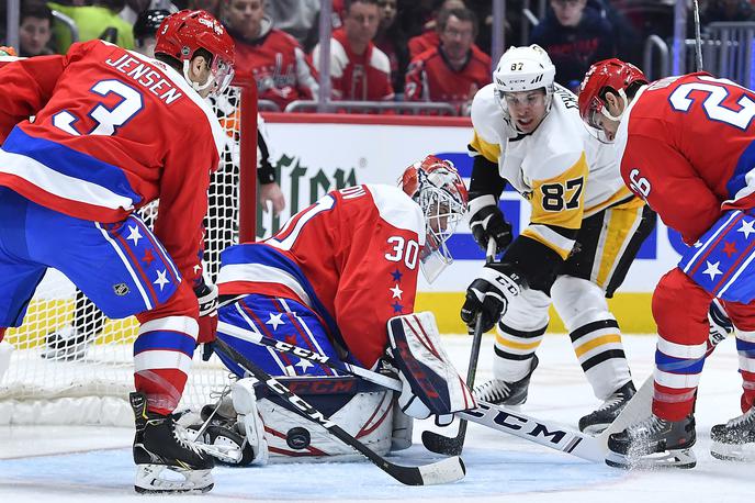 Washington Capitals - Pittsburgh Penguins | Sidney Crosby in pittsburška druščina so zmagali v Washingtonu. | Foto Reuters