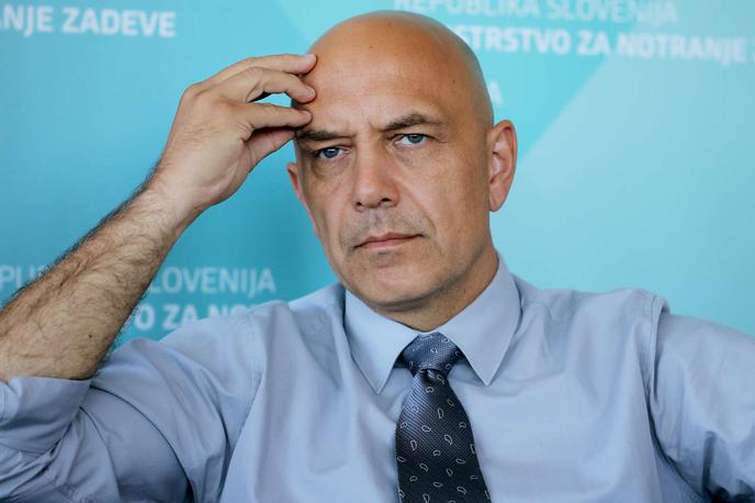 Boštjan Lindav | Dogajanje ob neimenovanju Boštjana Lindava za generalnega direktorja policije razumejo, kakor da predsednik vlade Robert Golob po nekaj mesecih mandata in prestani interpelaciji izreka svojevrstno nezaupnico Bobnarjevi. | Foto STA