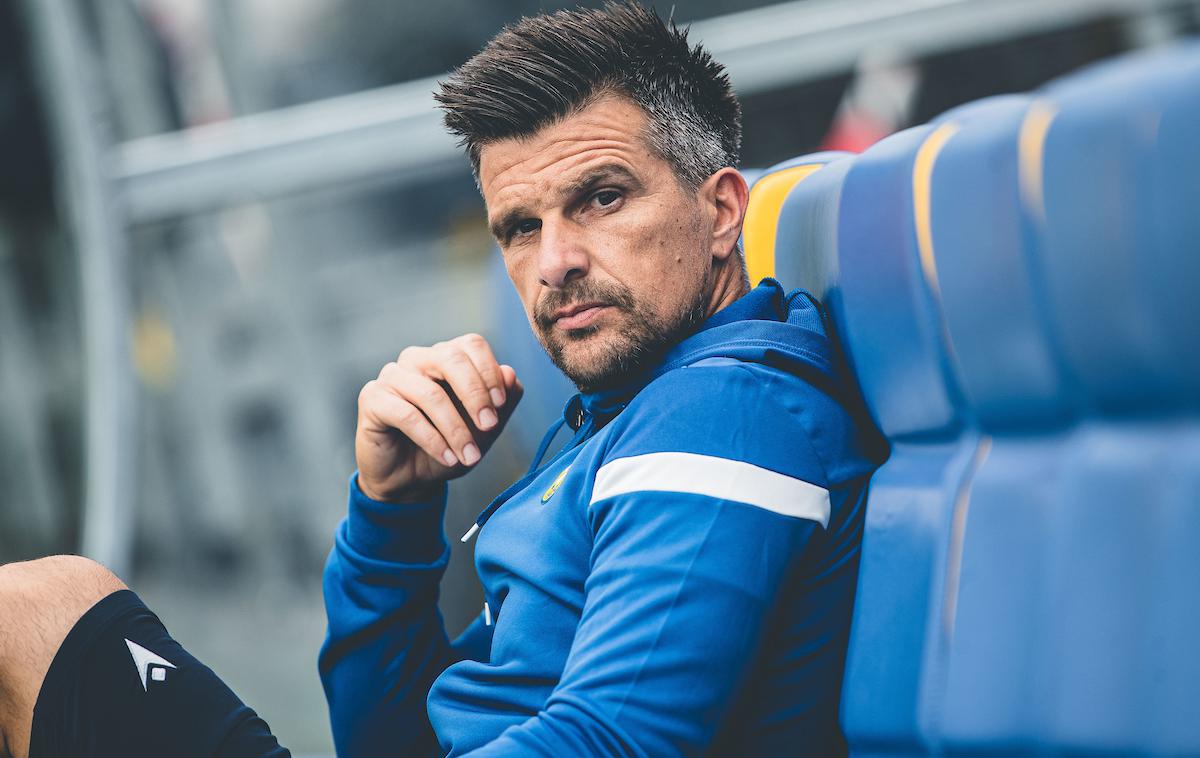 Zoran Zeljković | Zoran Zeljković ima na voljo še enega igralca več. | Foto Grega Valančič/Sportida