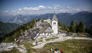 Na Svetih Višarjah danes tradicionalno romanje treh Slovenij