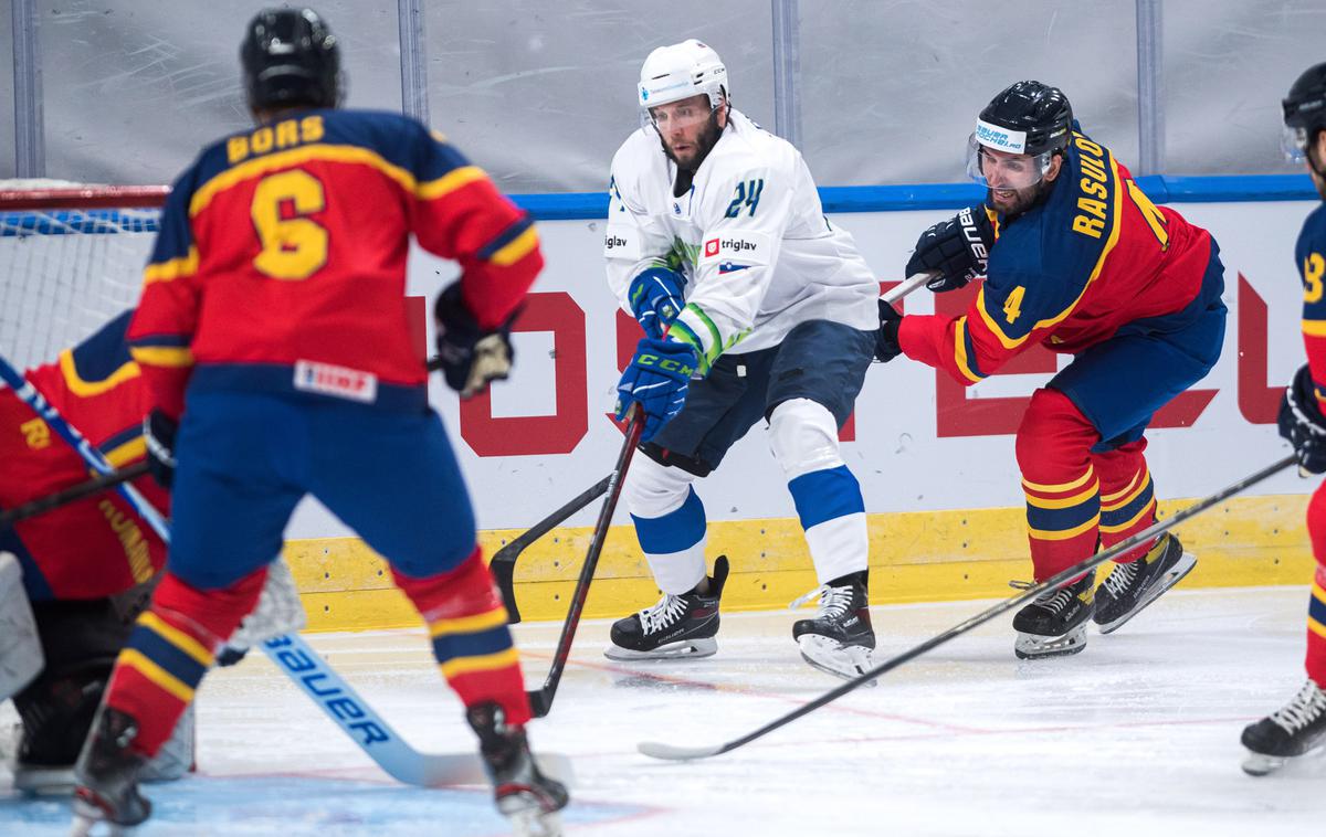 SP v hokeju, divizija I, skupina A (Ljubljana): Slovenija - Romunija | Rok Tičar je ob zmagi s 6:1 dvakrat zadel. | Foto Domen Jančič