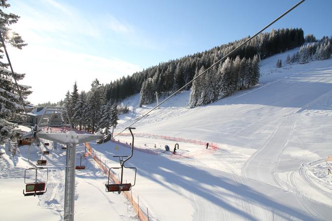 Smučišče na Golteh je odprto med 9. in 16. uro, če bo interes smučarjev večji, bodo termin obratovanja še podaljšali. | Foto: 