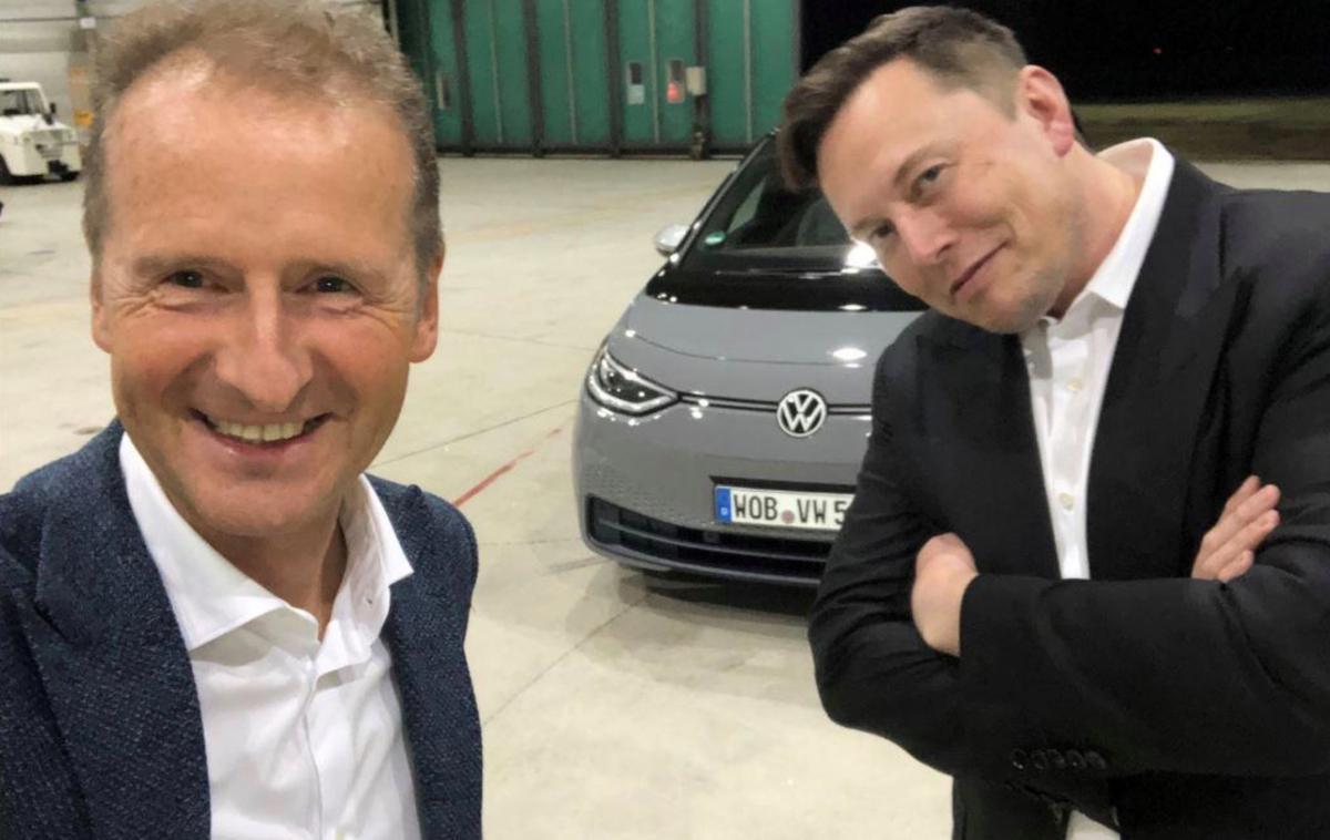 Herbert Diess in Elon Musk | Tako sta se pred kratkim v Nemčiji družila predsednik Volkswagna Herbert Diess in Elon Musk. Konkurenta si bosta tudi v lovu na ustrezen kader.