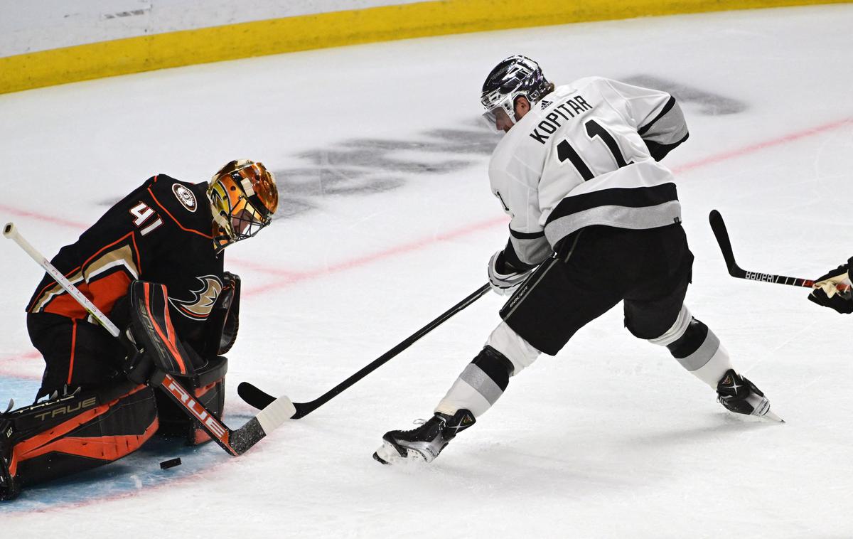 Anže Kopitar, Los Angeles Kings | Anže Kopitar je asistiral pri dveh zadetkih LA Kings. | Foto Reuters