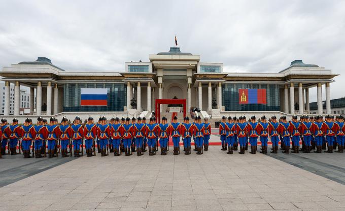 Vladimir Putin, obisk, Mongolija, predsednik Ukhnaa Khurelsukho | Foto: Reuters