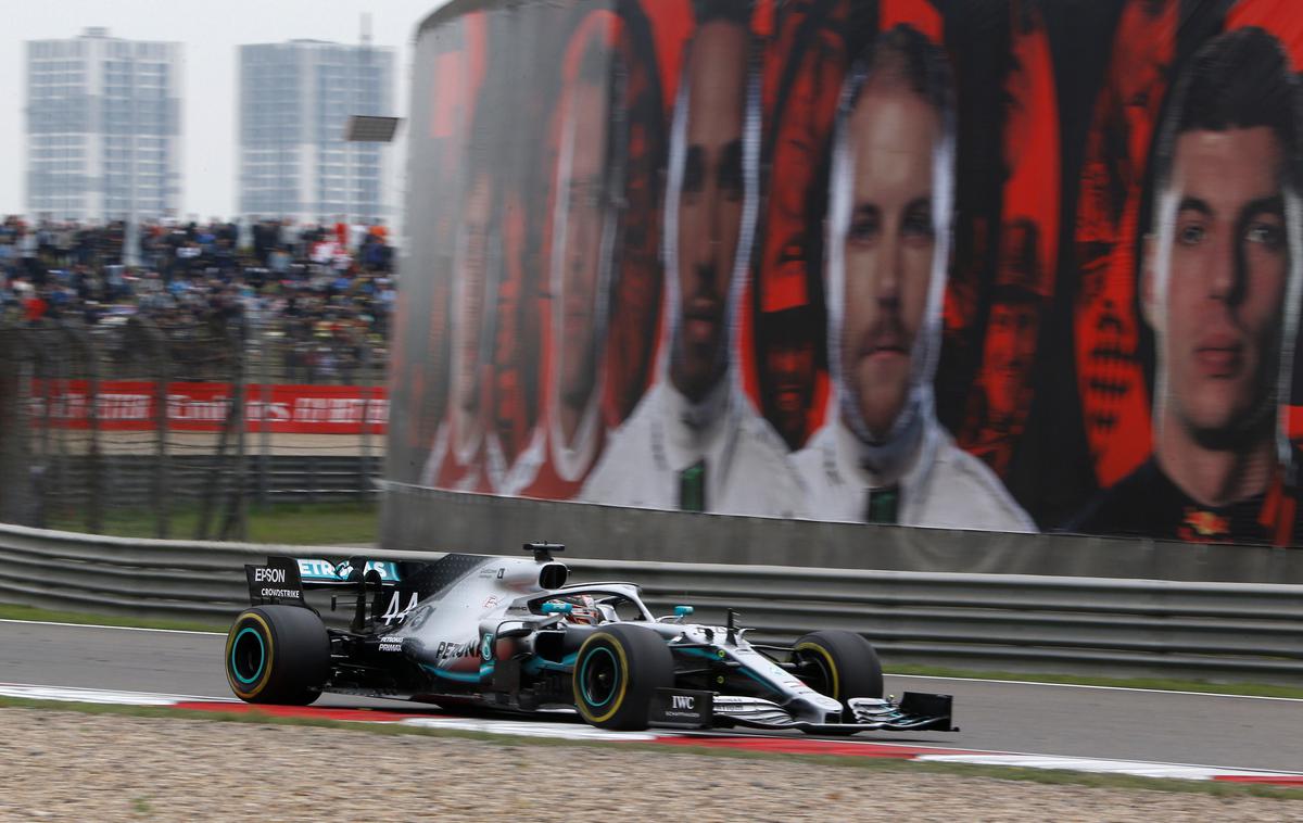 Lewis Hamilton | Lewis Hamilton je na Kitajskem ugnal vso konkurenco. | Foto Reuters