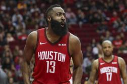 Kje so njegove meje? James Harden dosegel 61 točk!