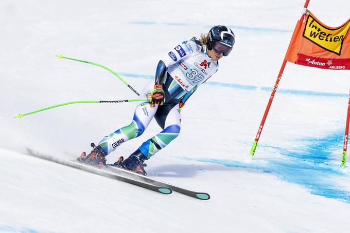 Ilka Štuhec po padcu. | Foto: AP / Guliverimage