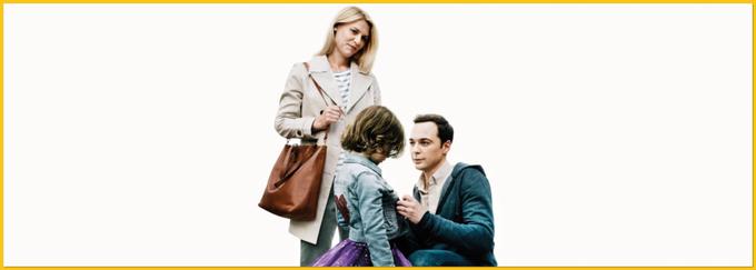 Par iz Brooklyna (Claire Danes in Jim Parsons) išče ustrezen vrtec za nenavadno zrelega štiriletnega sina, ki se raje kot v vojaka oblači v princesko. Med igranjem starševske vloge se med njima vztrajno veča vrzel pri vprašanju, kaj je najbolje za sina. • V nedeljo, 25. 8., ob 6. uri na Cinemax 2.* │ Tudi na HBO OD/GO.

 | Foto: 