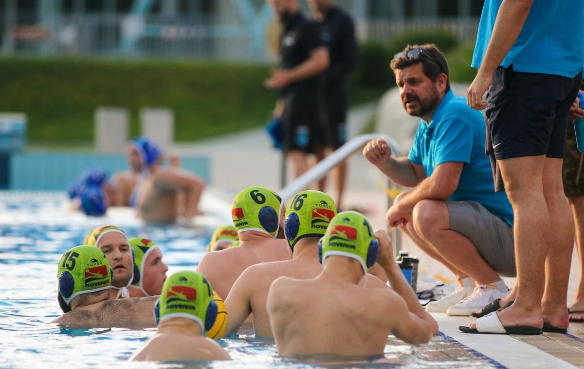 Krištof Štromajer, slovenska vaterpolska reprezentanca, selektor | Selekcija Krištofa Stromajerja je z eno nogo že na evropskem prvenstvu. | Foto Sebastijan Marinič