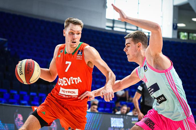 Cedevita Olimpija : Mega Gregor Glas | Cedevita Olimpija je klonila še drugič zapored. | Foto Dragana Stjepanović/ABA