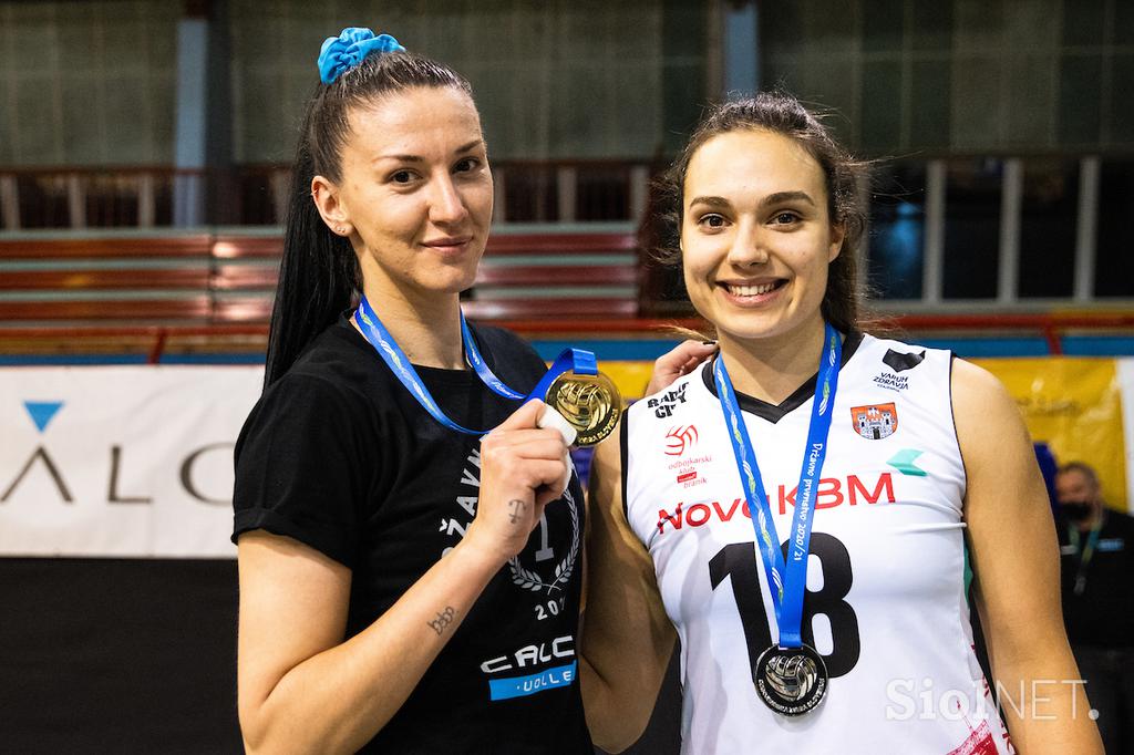 Calcit Volley Nova KBM Branik