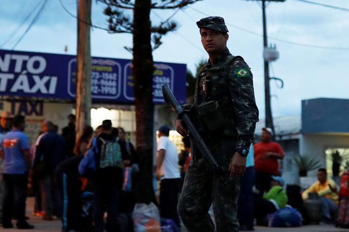 Brazilija | Vojska bo sprva na meji med Brazilijo in Venezuelo ostala dva tedna, nato pa bodo njeno prisotnost po potrebi podaljšali.