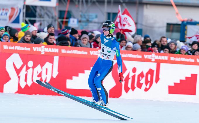 Domen Prevc se zaveda, da ne bo smel ničesar izsiljevati, da bo lahko pomagal ekipi. | Foto: Sportida