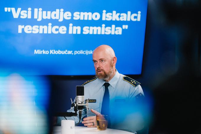 Mirko Klobučar je stalni diakon, bil je v specialni enoti vojske, zdaj pa kot višji samostojni policijski inšpektor skrbi za duhovno oskrbo zaposlenih v policiji. | Foto: Jan Lukanović