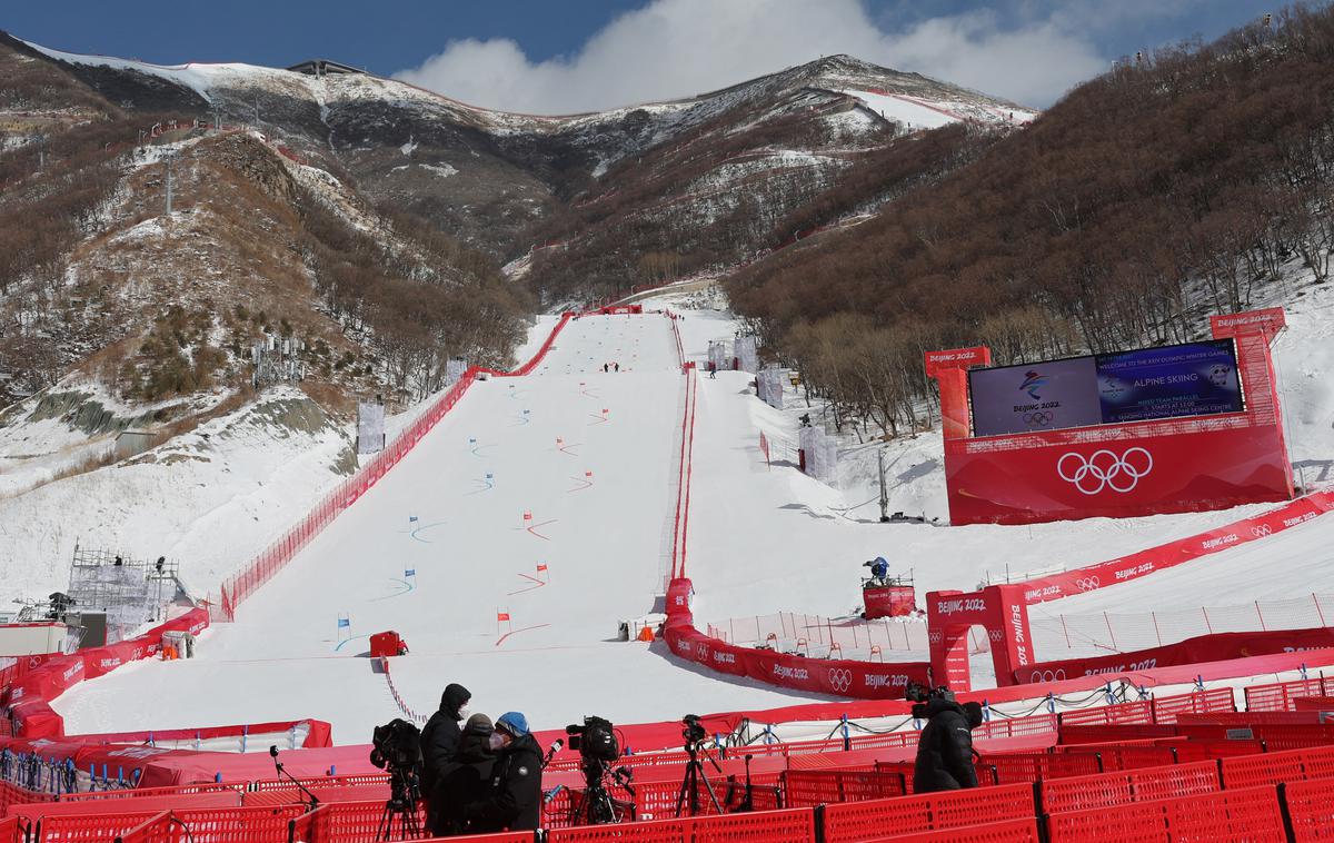 Jančing veter | Veter je ekipno tekmo prestavil na nedeljo. | Foto Reuters