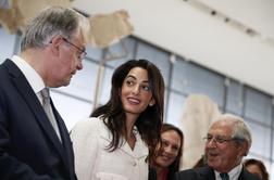 Grki ne bodo poslušali Amal Clooney