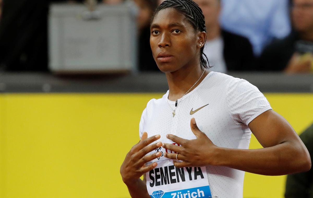 Caster Semenya | Južnoafriška atletska zveza ni zadovoljna z odločitvijo športnega razsodišča, ki je zavrnilo pritožbo Semenye (na fotografiji) glede novih pravil Mednarodne atletske zveze (Iaaf), ki določa maksimalno količino testosterona za tekačice na srednje proge.  | Foto Reuters