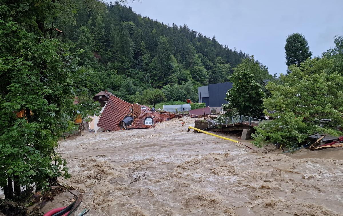 Prevalje, poplave 2023 | Do zdaj je bilo za obnovo po katastrofalnih poplavah 2023 izplačanih 1,087 milijarde evrov. Podrobnejši podatki še niso voljo, zato za približno 187 milijonov evrov izplačil še ni natančnejših podatkov o prejemnikih. | Foto STA