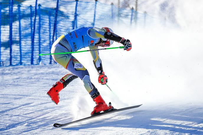 Lucas Braathen | Lucas Braathen si je pred letom dni v Adelbodnu poškodoval koleno. | Foto Guliver Image